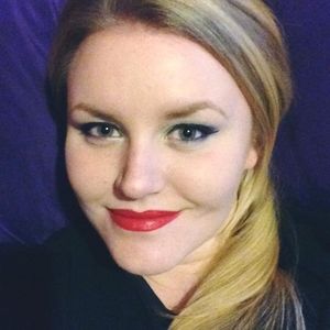 Meet your Posher, Carly